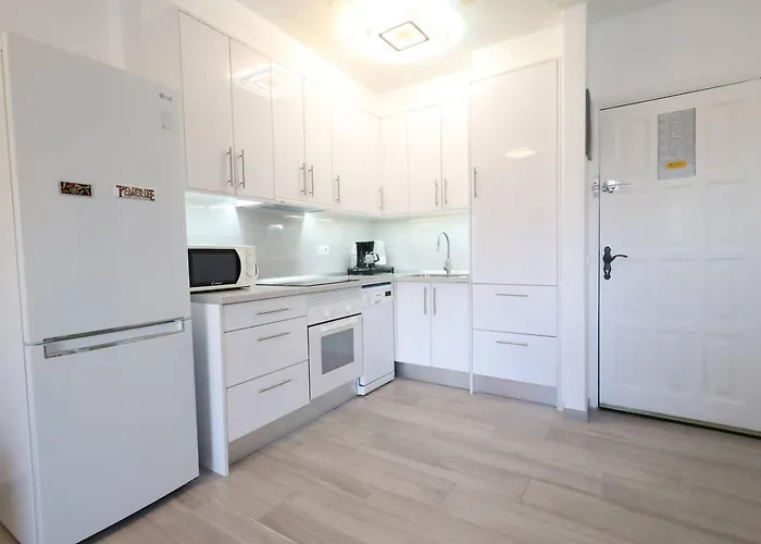 Paraiso Tropical Адехе